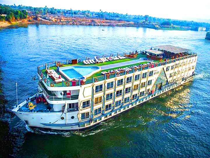 Pharaohs Along the Nile